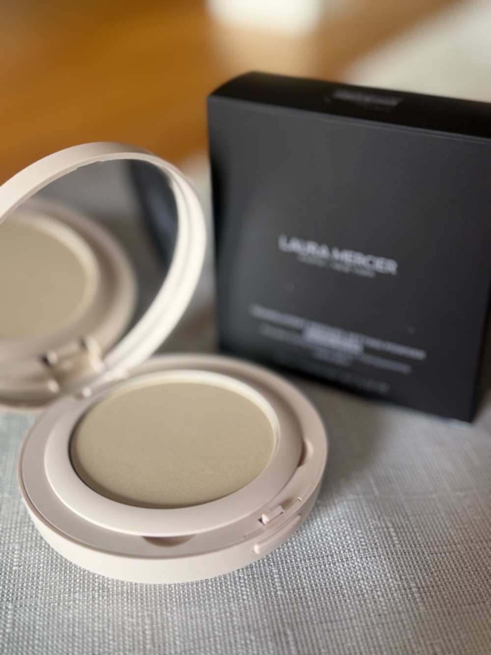 Laura Mercier Translucent Pressed Setting Powder Ultra-Blur 0.22 oz New